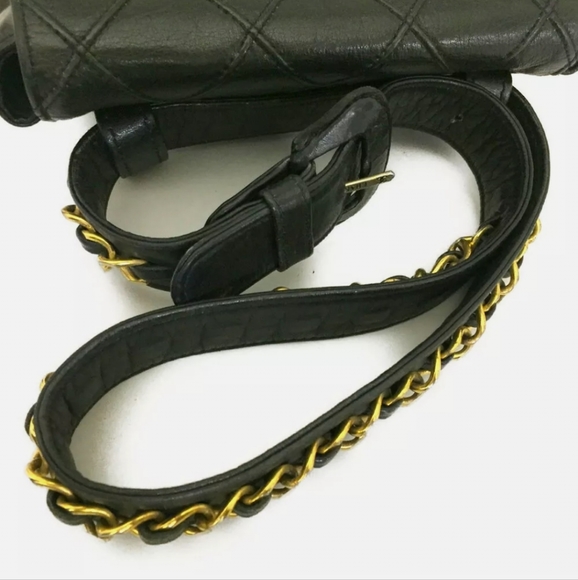 CHANEL Fanny Pack - Picture 5 of 12